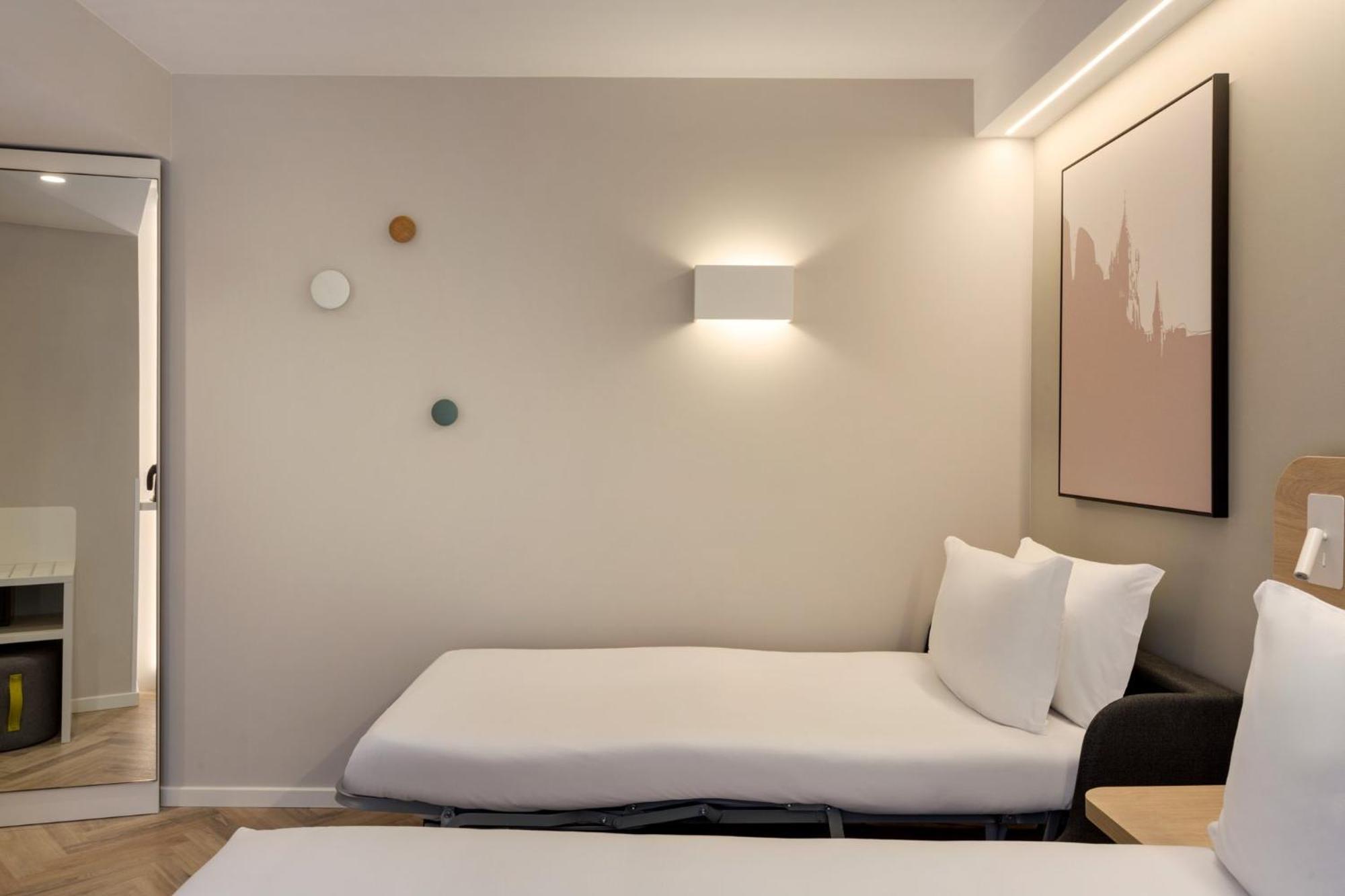 Holiday Inn Express Evora By Ihg מראה חיצוני תמונה