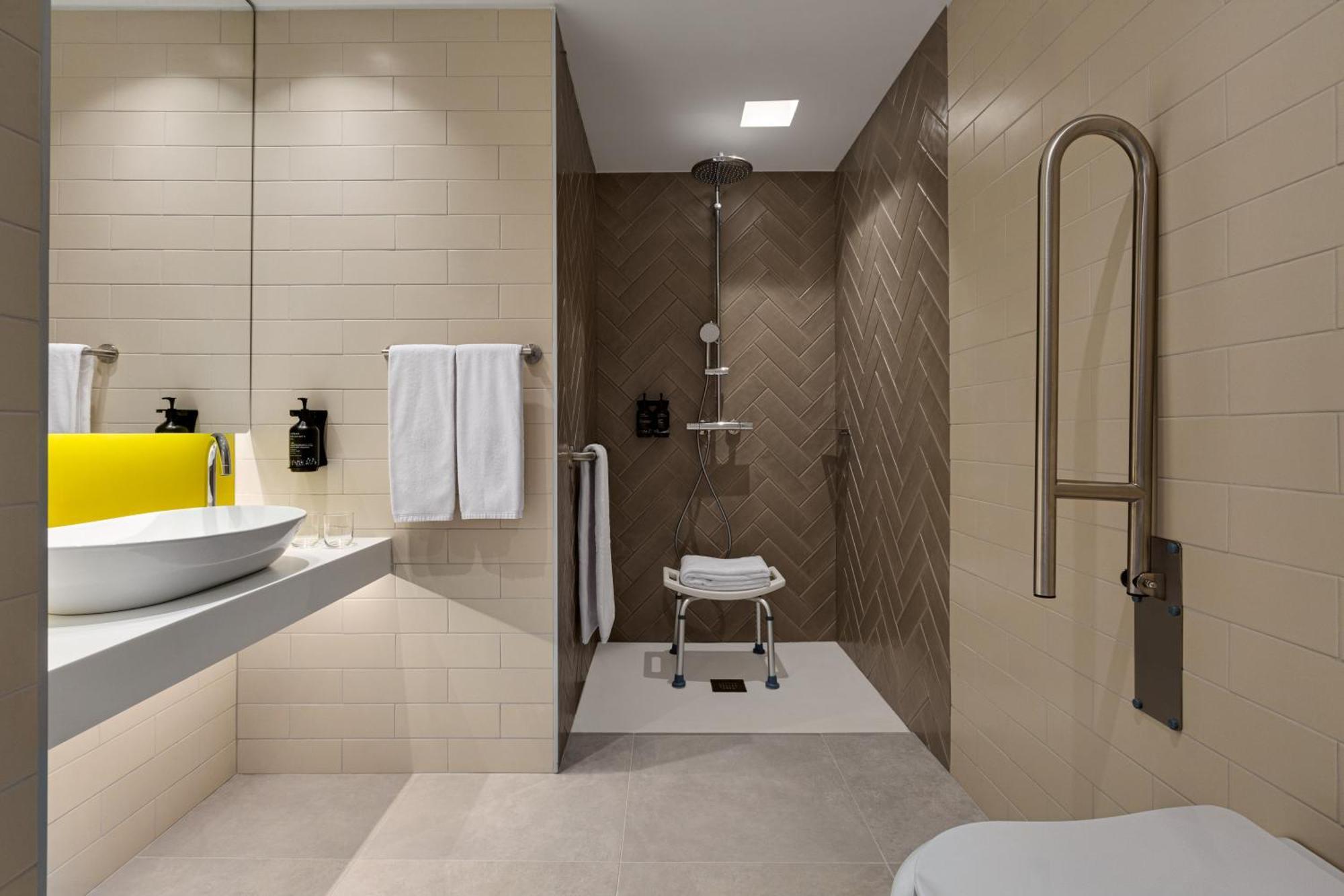Holiday Inn Express Evora By Ihg מראה חיצוני תמונה