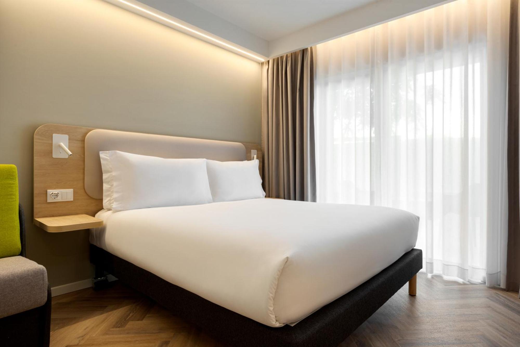 Holiday Inn Express Evora By Ihg מראה חיצוני תמונה
